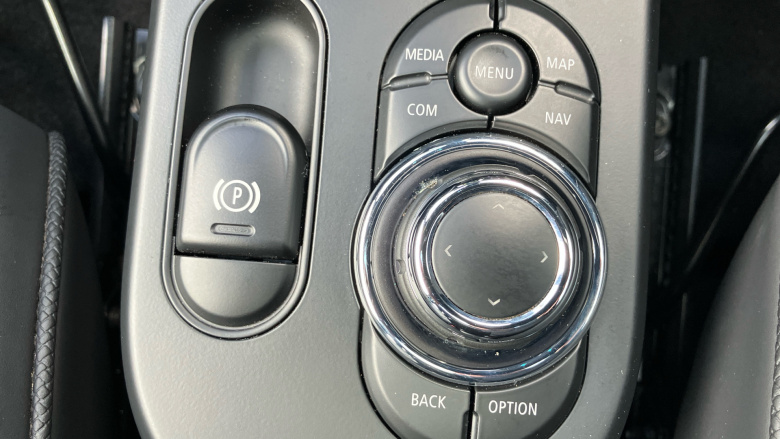 MINI Hatchback 135kW Cooper S Level 3 33kWh 3dr Auto Electric Hatchback